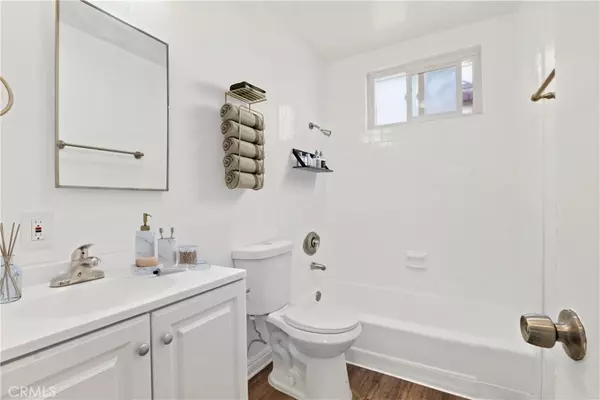 Long Beach, CA 90805,473 E 55th ST