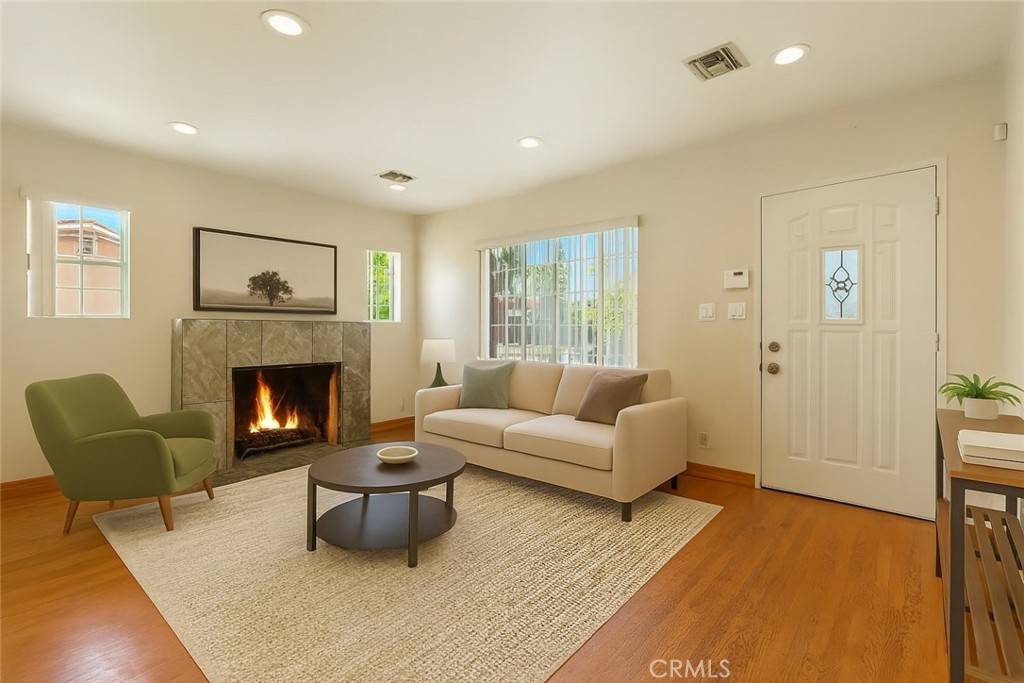 Glendale, CA 91202,1156 Concord ST