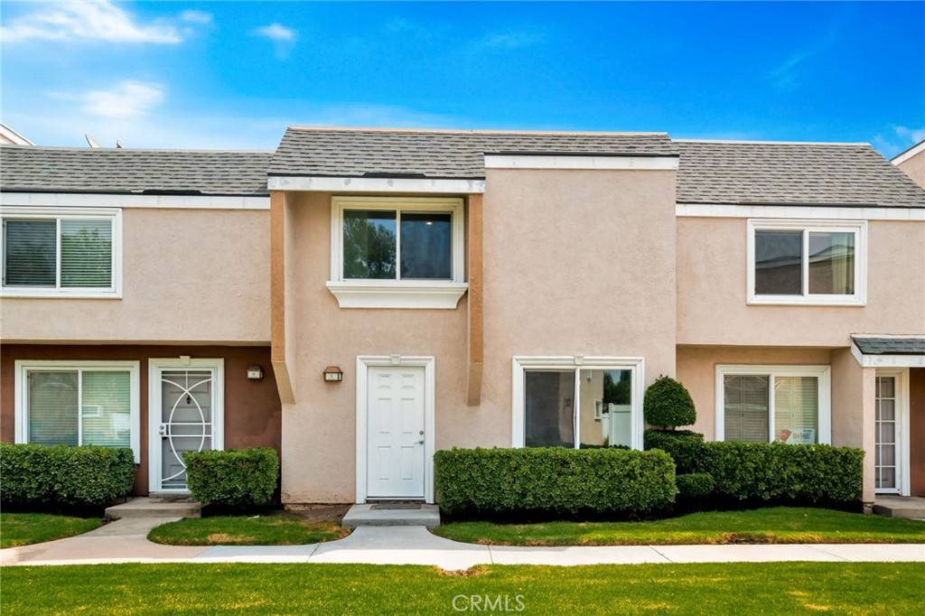 6 Raleigh, Irvine, CA 92604
