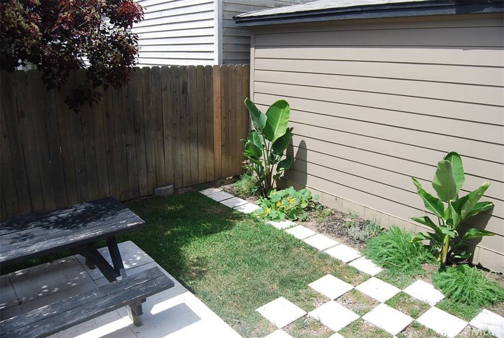 Long Beach, CA 90802,1734 E Florida ST