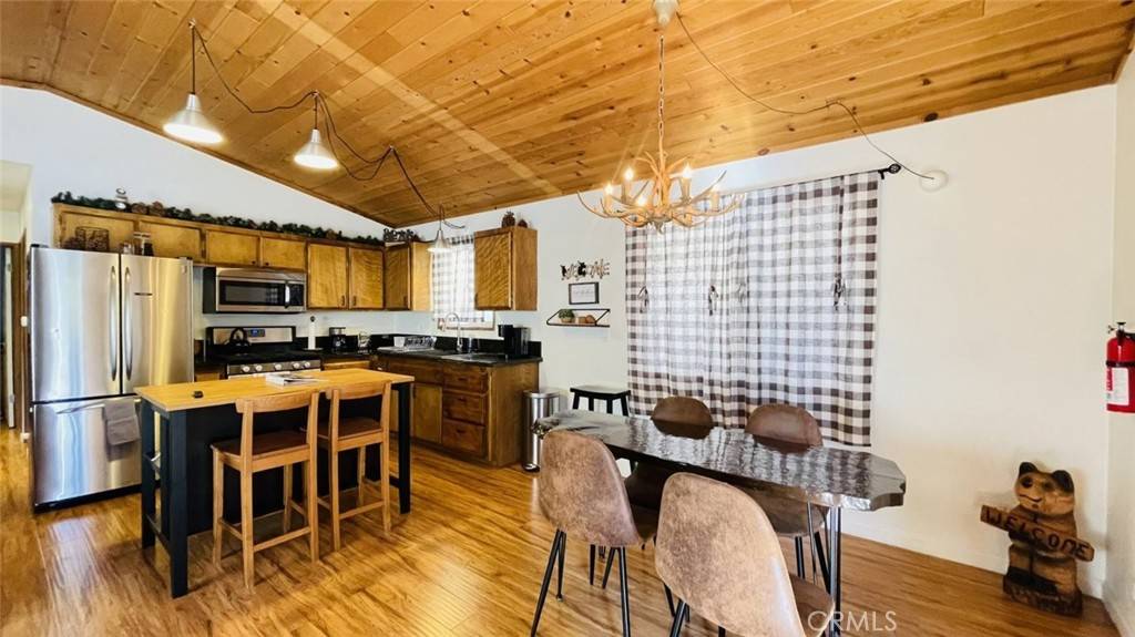 Big Bear City, CA 92314,921 Wendy AVE
