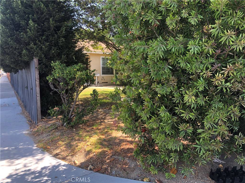Santa Ana, CA 92706,1243 W Santa Clara AVE #2