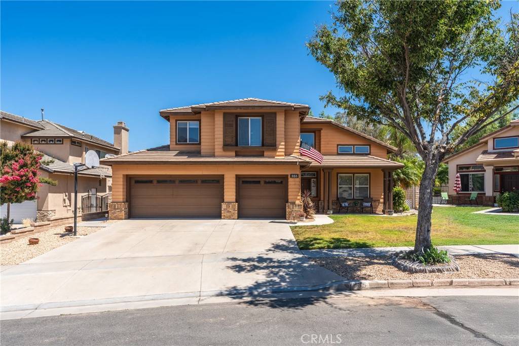 935 Rustlers WAY, Corona, CA 92882