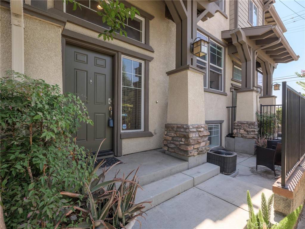 Harbor City, CA 90710,1285 Riverrock RD