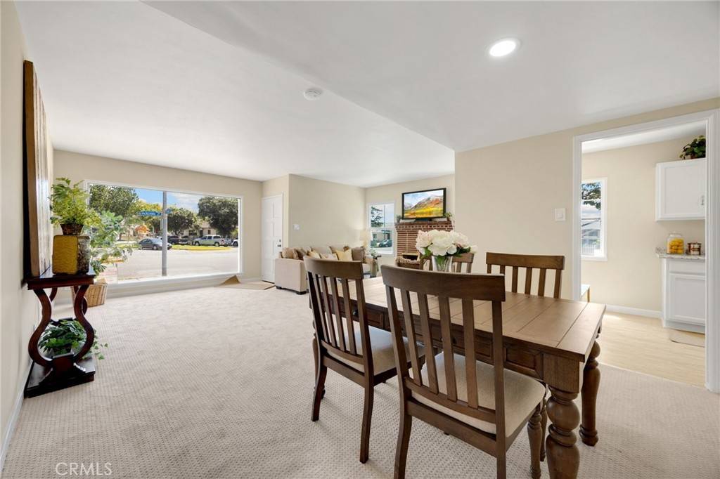 Montebello, CA 90640,313 S Pickering WAY