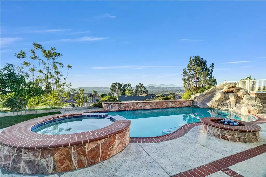 Anaheim Hills, CA 92807,5215 E Rolling Hills DR