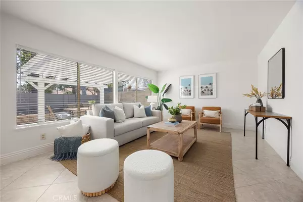 18312 Hartlund LN, Huntington Beach, CA 92646