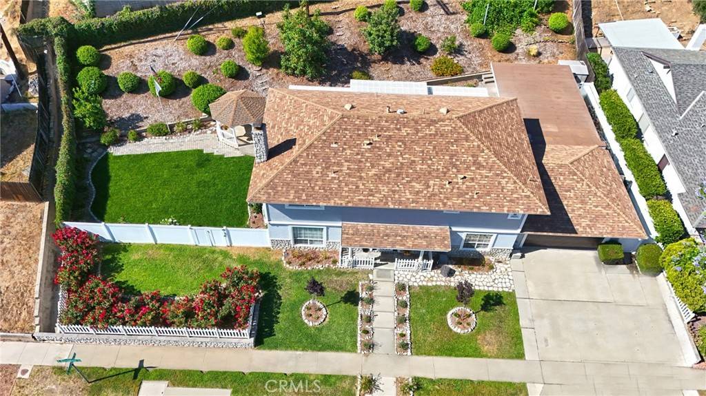 Brea, CA 92821,415 Buttonwood DR