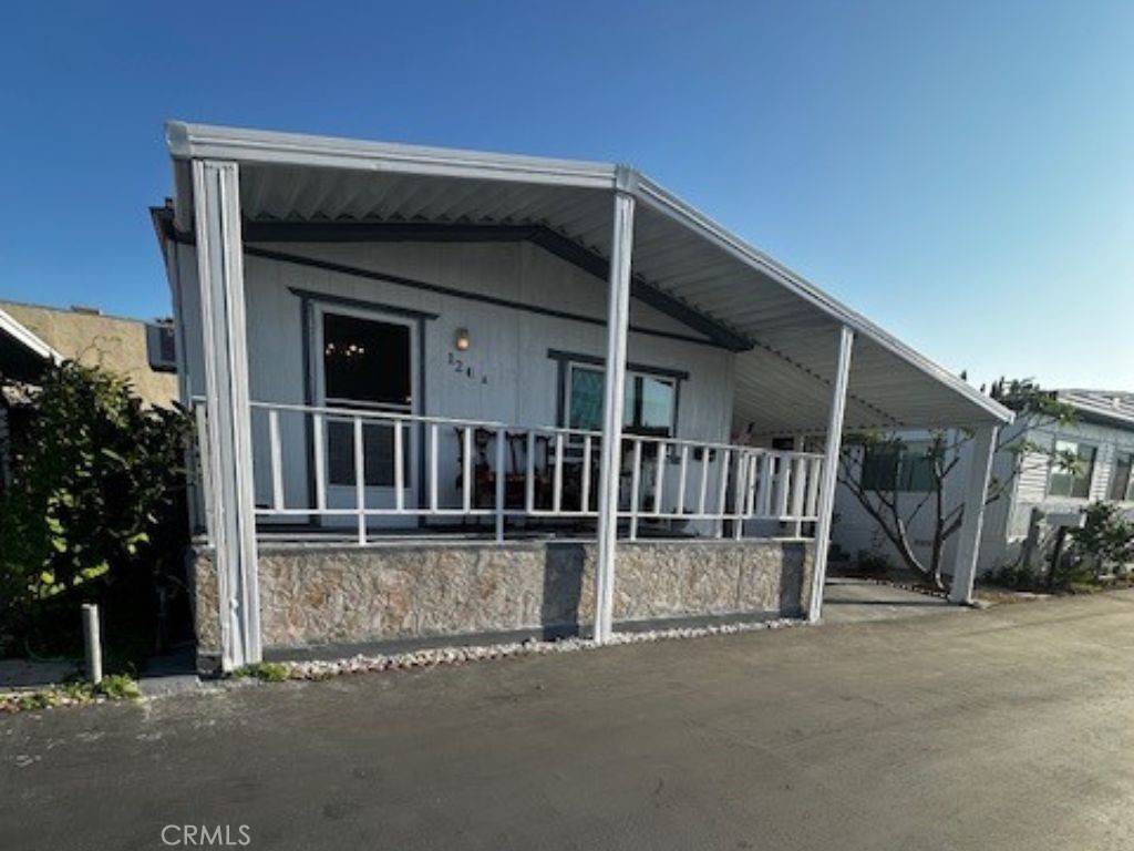 Orange, CA 92867,1540 E Trenton AVE #124A