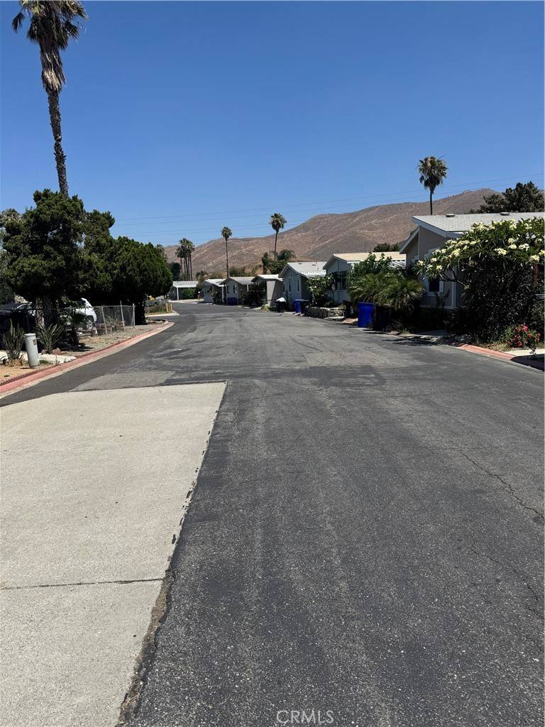 Jurupa Valley, CA 92509,4041 Pedley RD #13