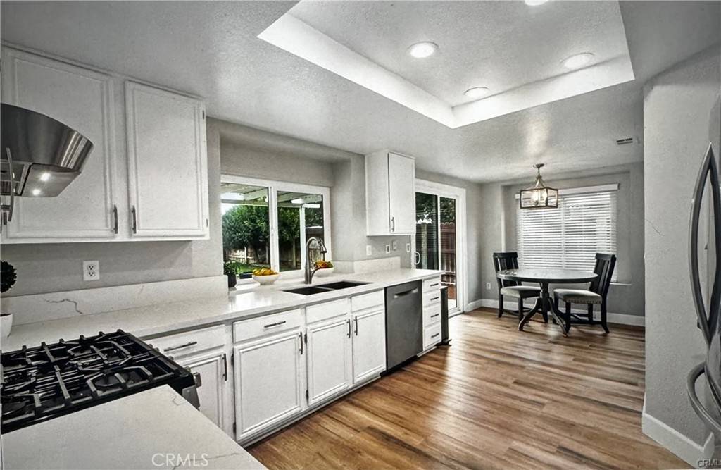Temecula, CA 92591,39780 Oak Cliff DR
