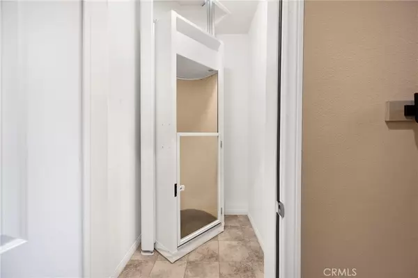 Brea, CA 92823,403 Sevilla DR