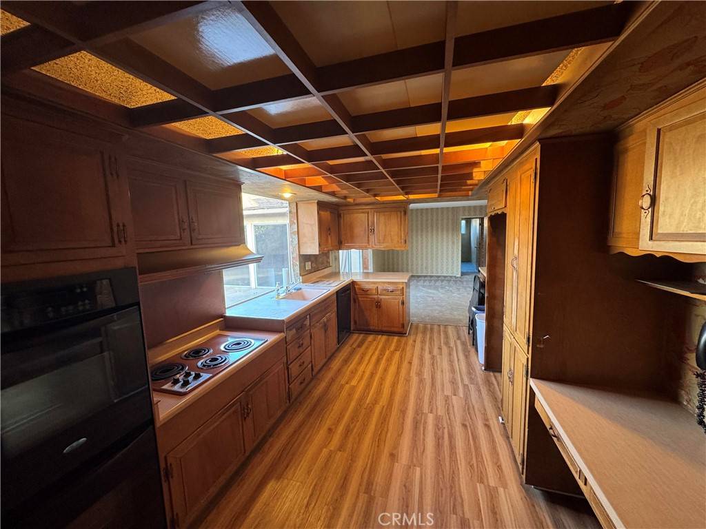 Los Alamitos, CA 90720,12672 Foster RD