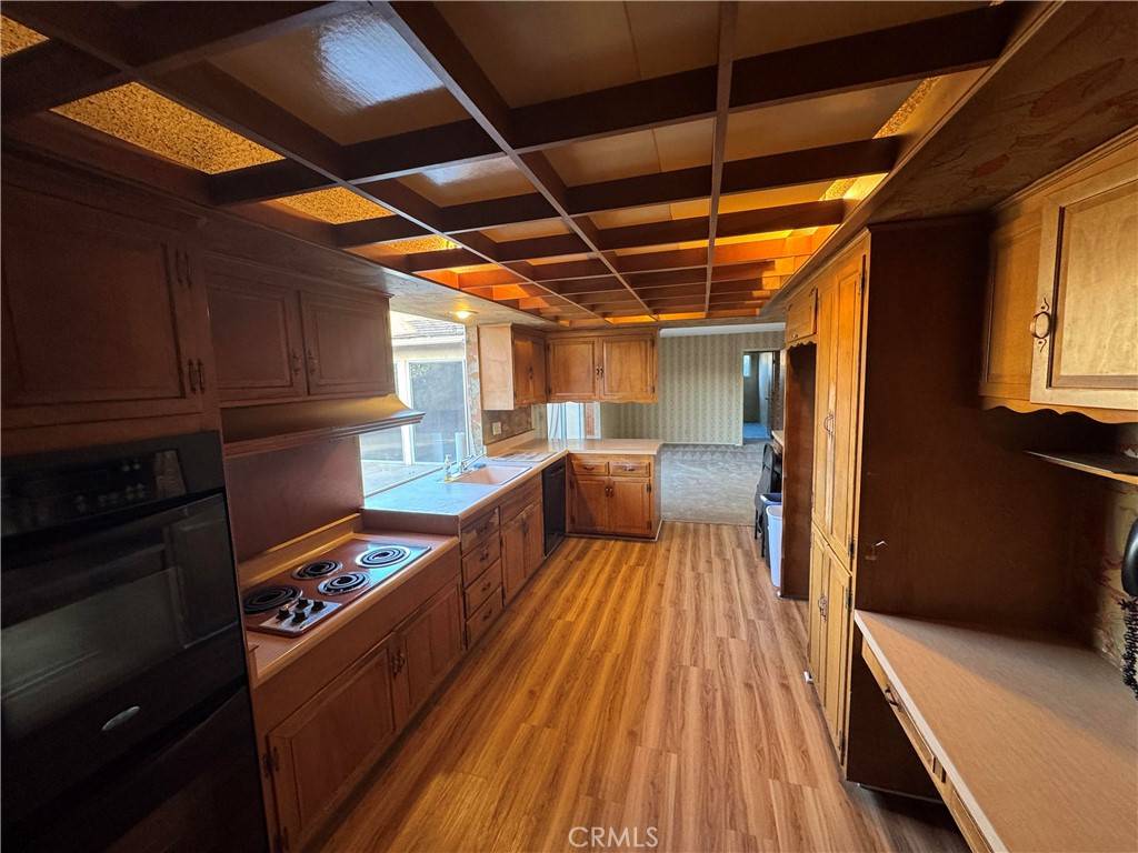 Los Alamitos, CA 90720,12672 Foster RD