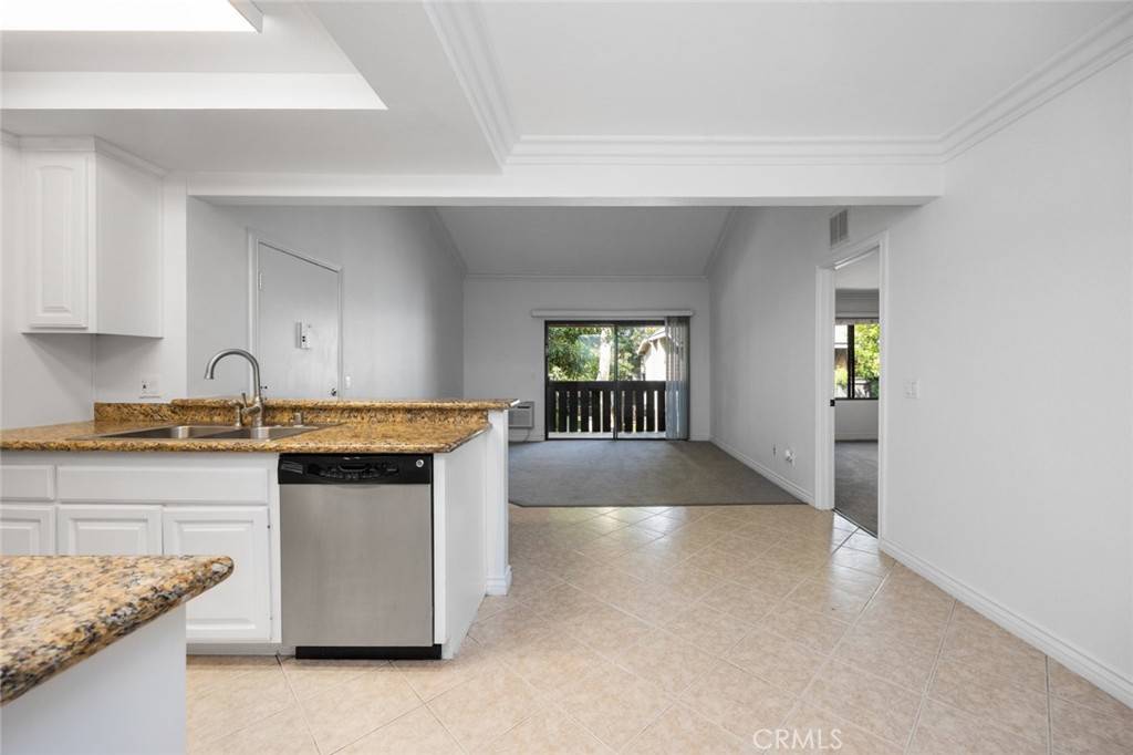 Riverside, CA 92505,3535 Banbury DR #158