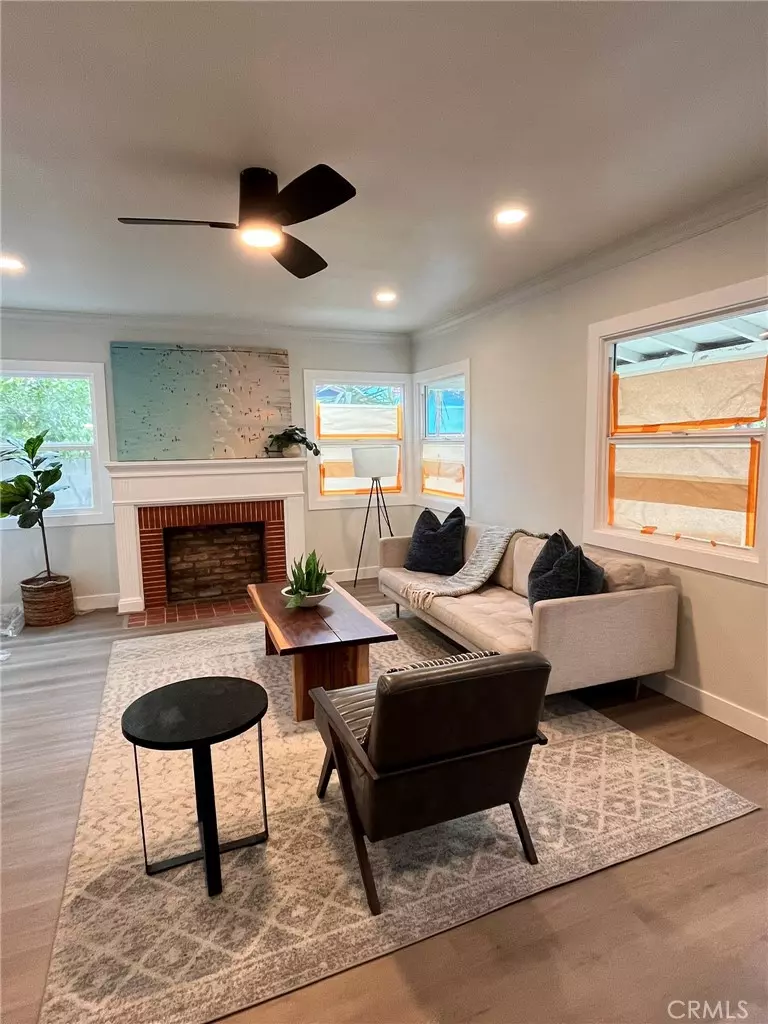 Pacoima, CA 91331,13723 Pinney ST