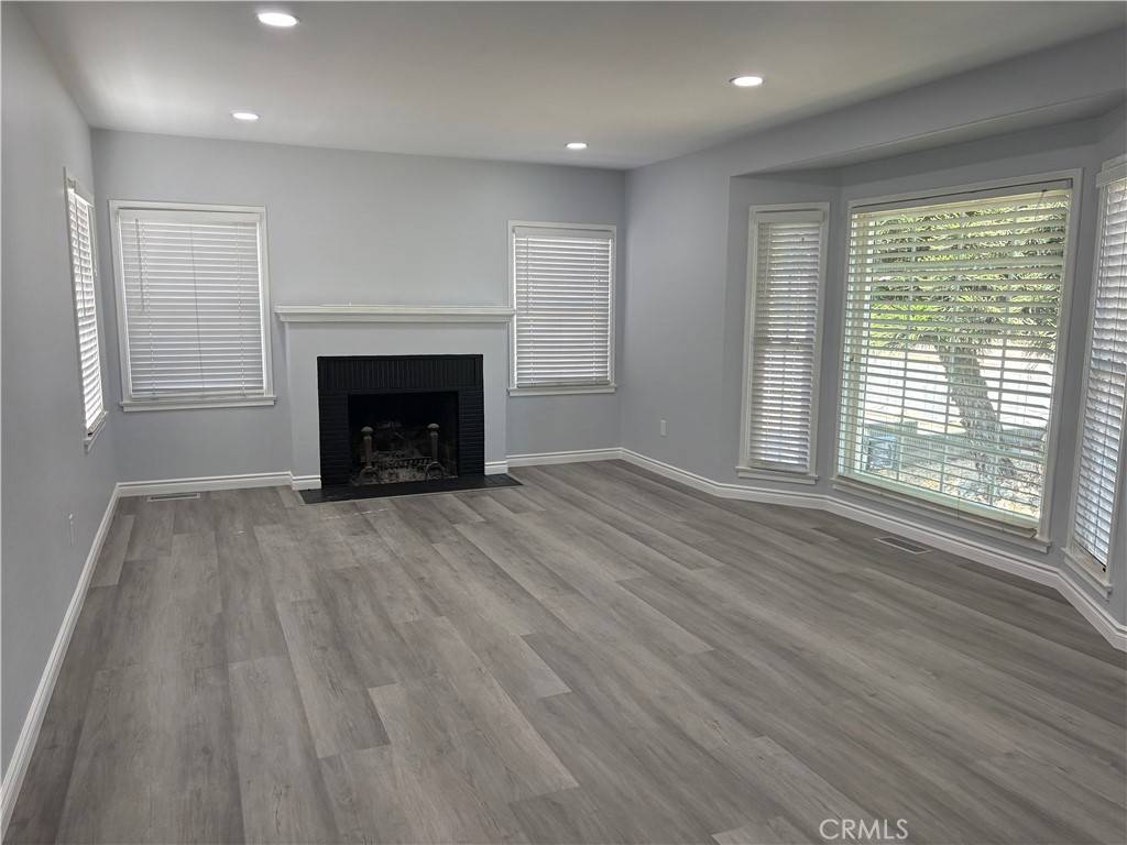 Montebello, CA 90640,221 N 18th ST