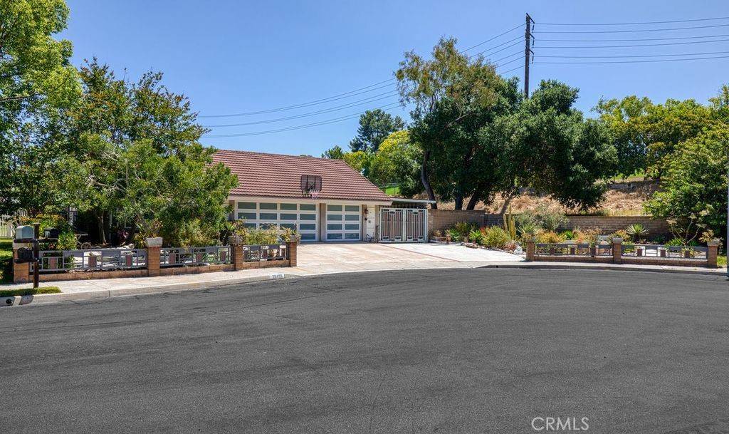 Lake Forest, CA 92630,25495 Morningstar RD
