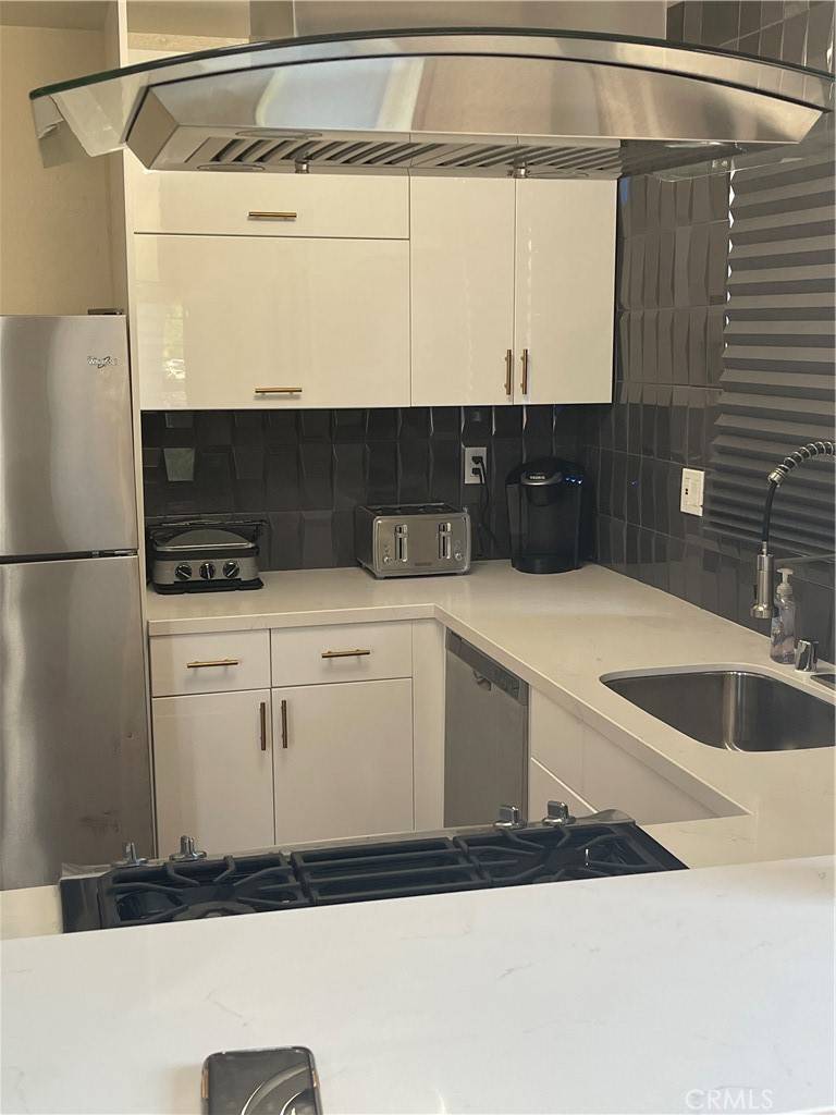 Tustin, CA 92780,1192 Mitchell #7