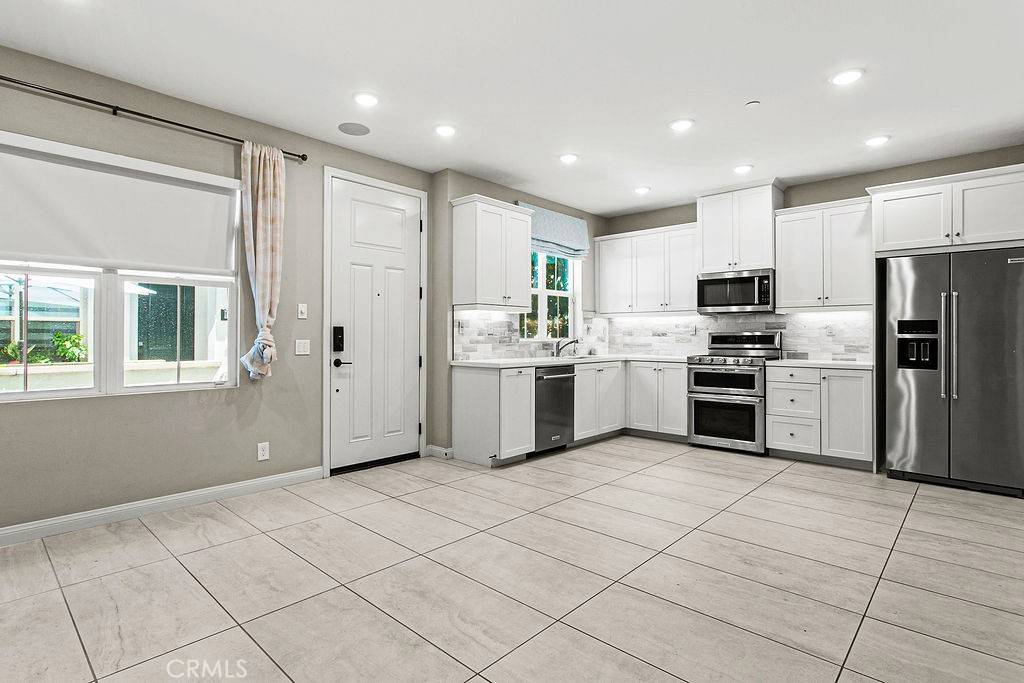 Whittier, CA 90602,12162 Starling Ln