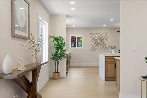 Los Alamitos, CA 90720,11091 Ranger DR