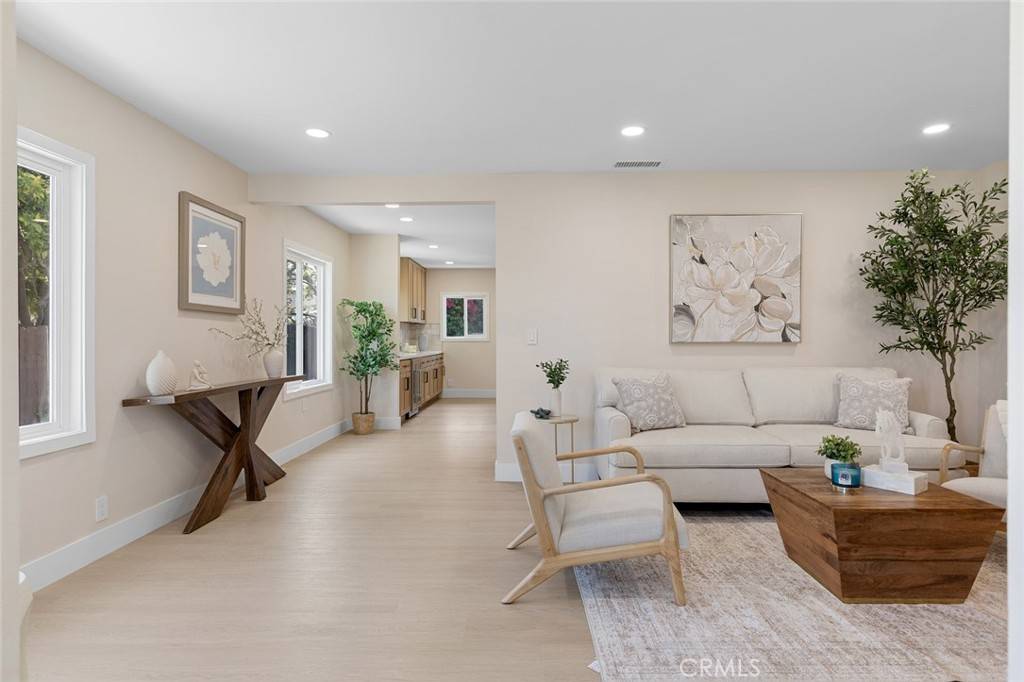 Los Alamitos, CA 90720,11091 Ranger DR