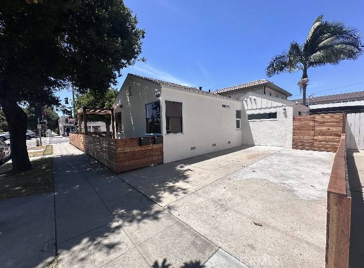 489 W Hill ST, Long Beach, CA 90806