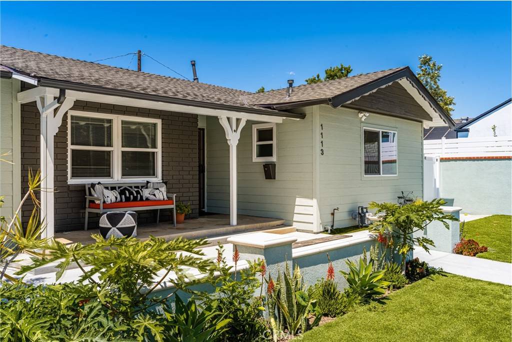 Santa Ana, CA 92706,1113 W 15th ST
