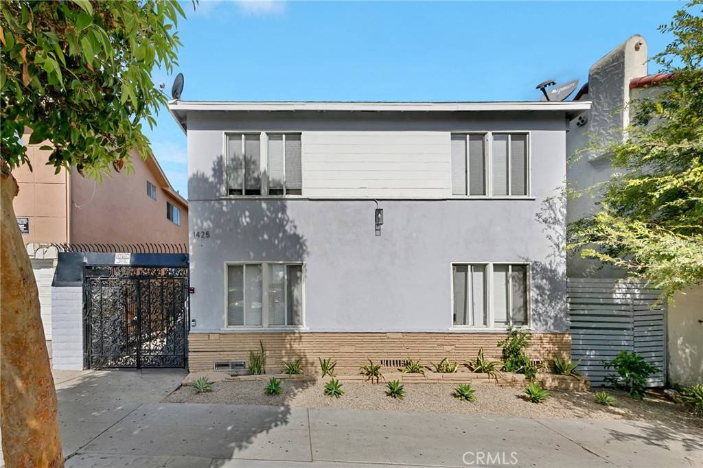 1425 Cedar AVE, Long Beach, CA 90813