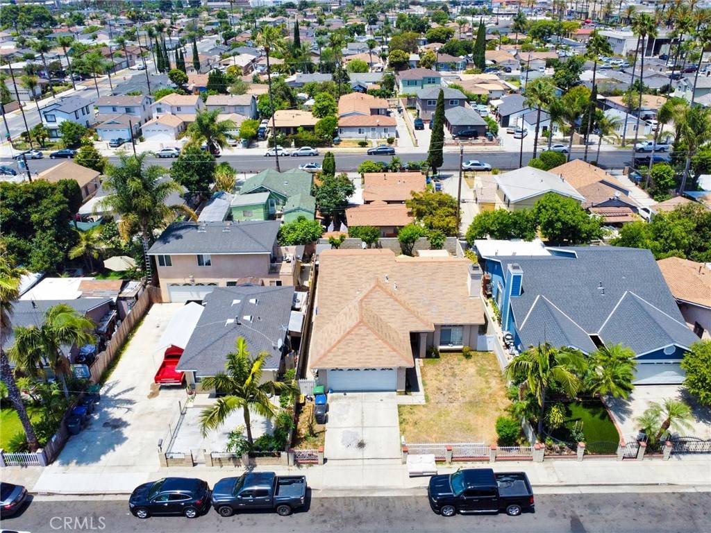Hawaiian Gardens, CA 90716,21809 Juan AVE