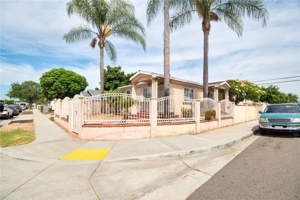 Norwalk, CA 90650,11457 Maza ST