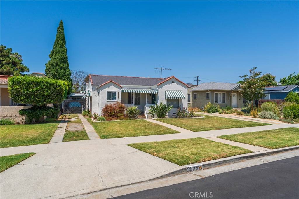 Los Angeles, CA 90016,2925 Potomac AVE
