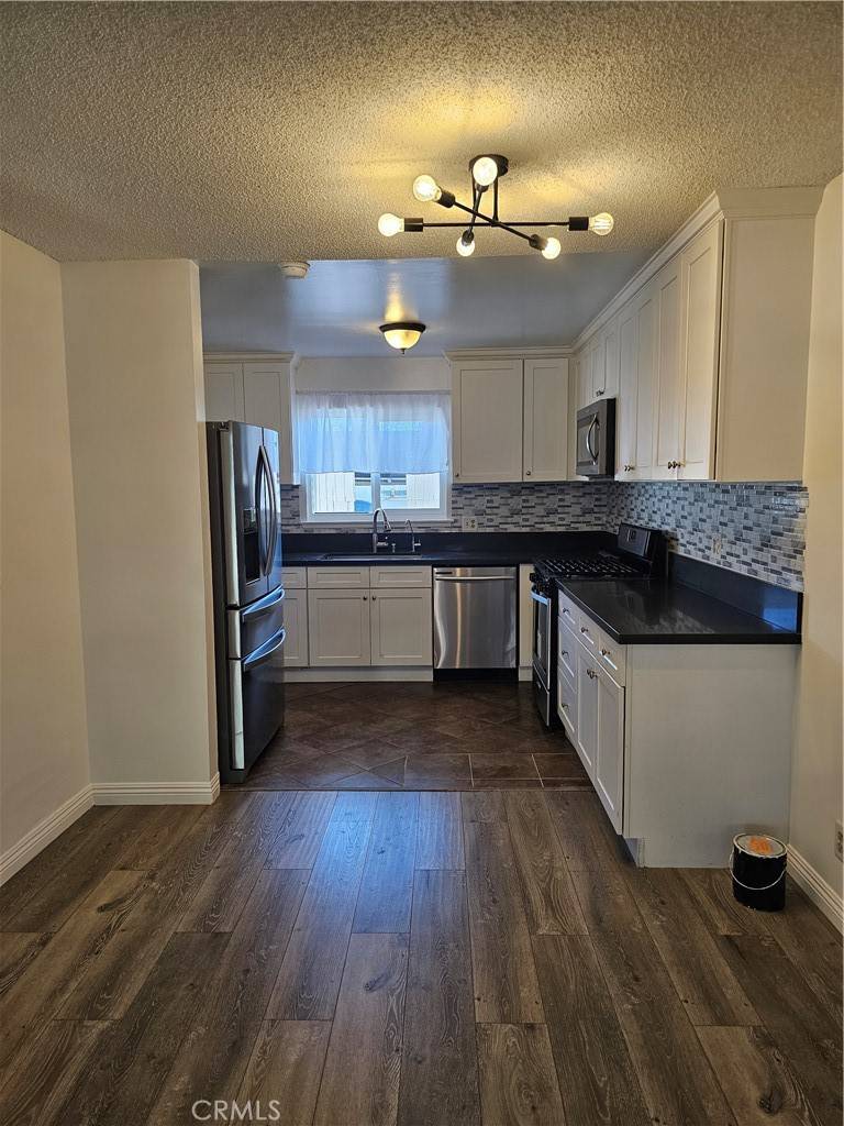 Buena Park, CA 90621,8172 Ferguson