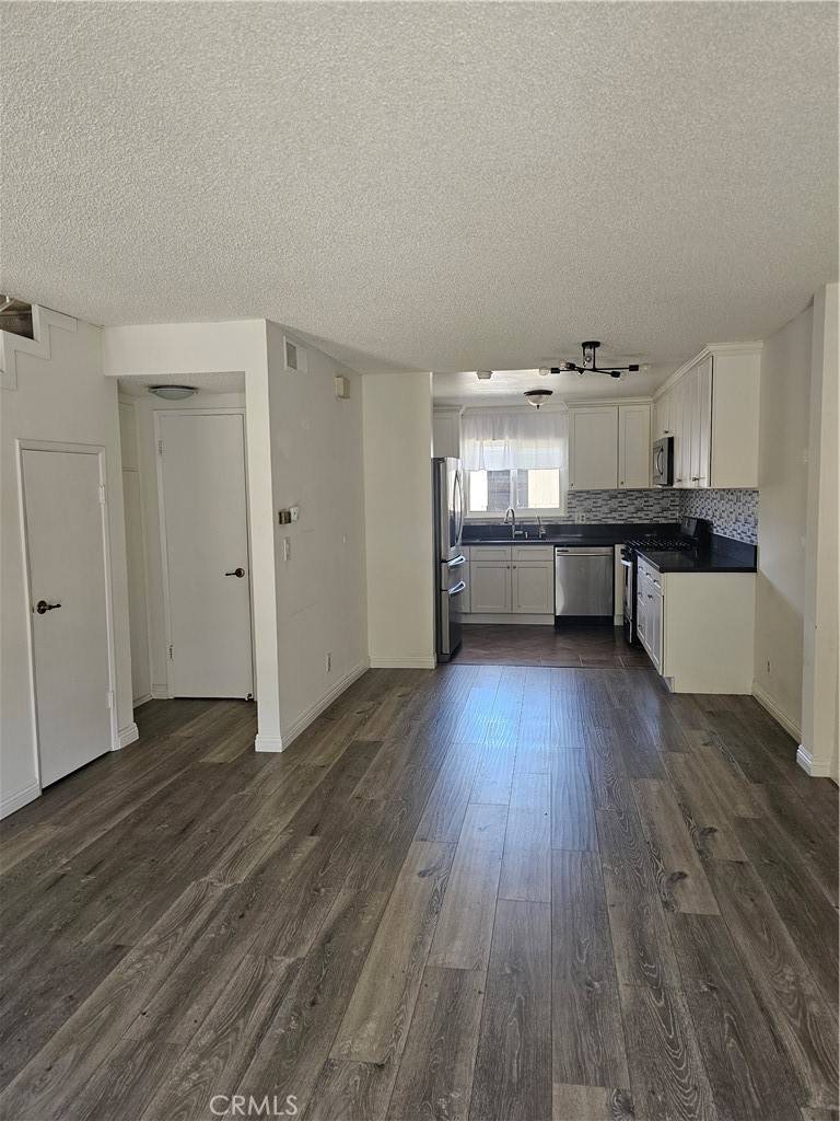 Buena Park, CA 90621,8172 Ferguson
