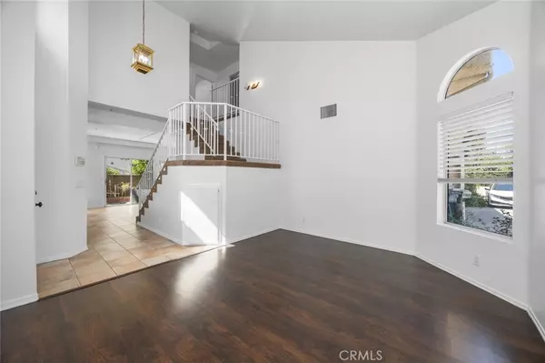 7527 Tampa AVE #1, Reseda, CA 91335