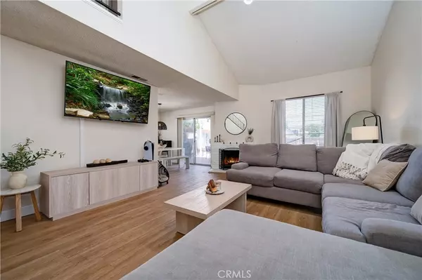 Corona, CA 92882,818 Live Oak PL