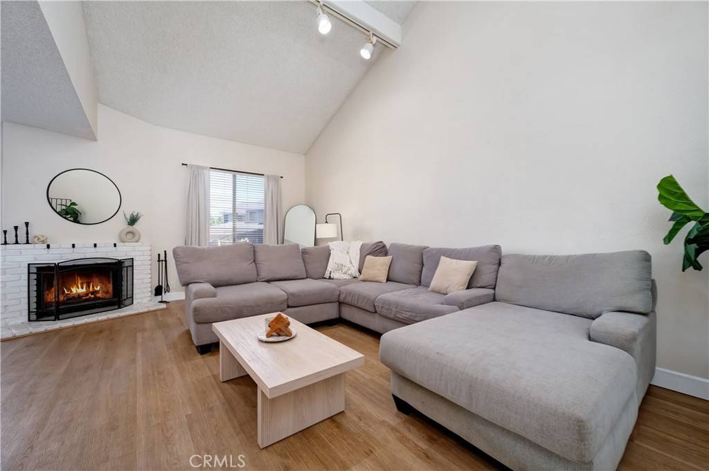 Corona, CA 92882,818 Live Oak PL