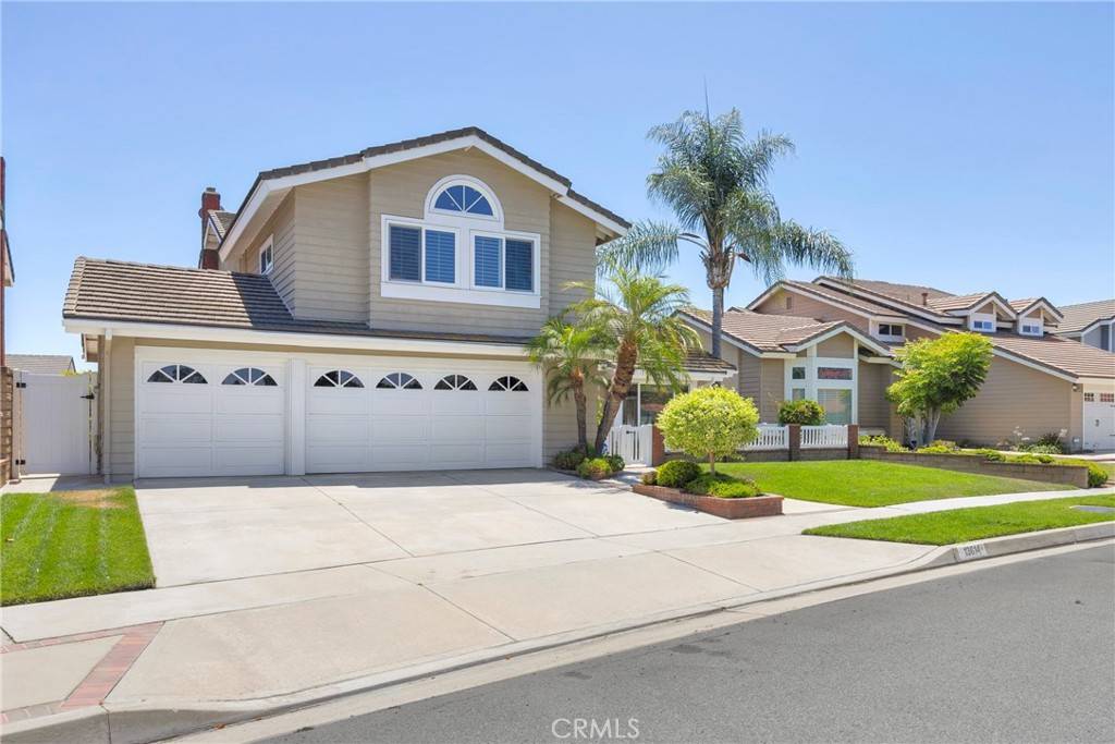 Cerritos, CA 90703,13614 Destino PL