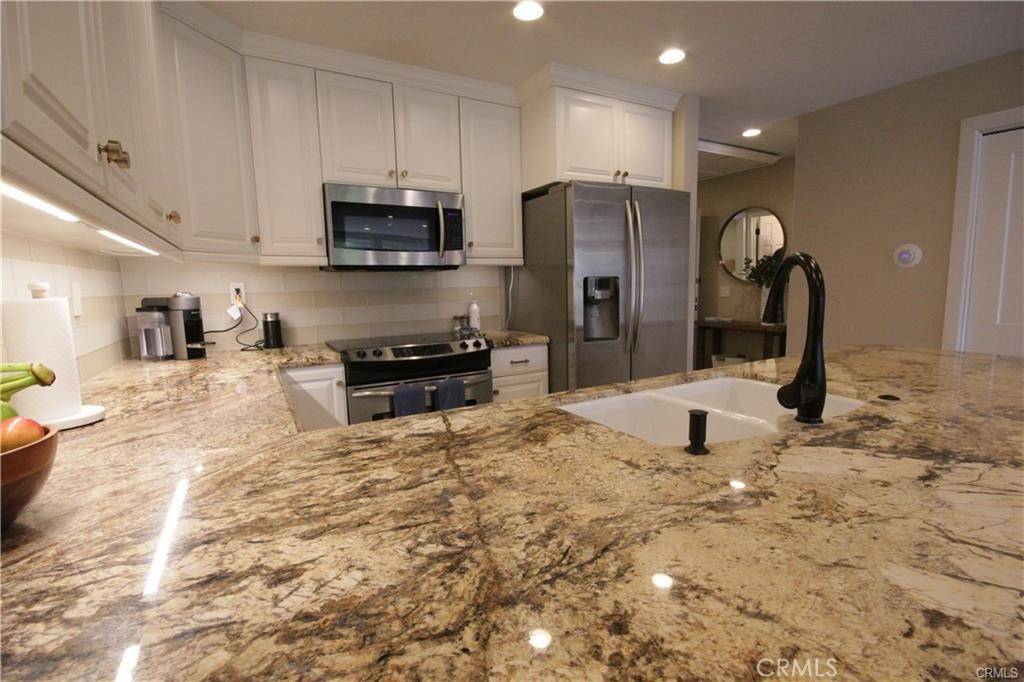 Long Beach, CA 90803,6221 Marina Pacifica DR N