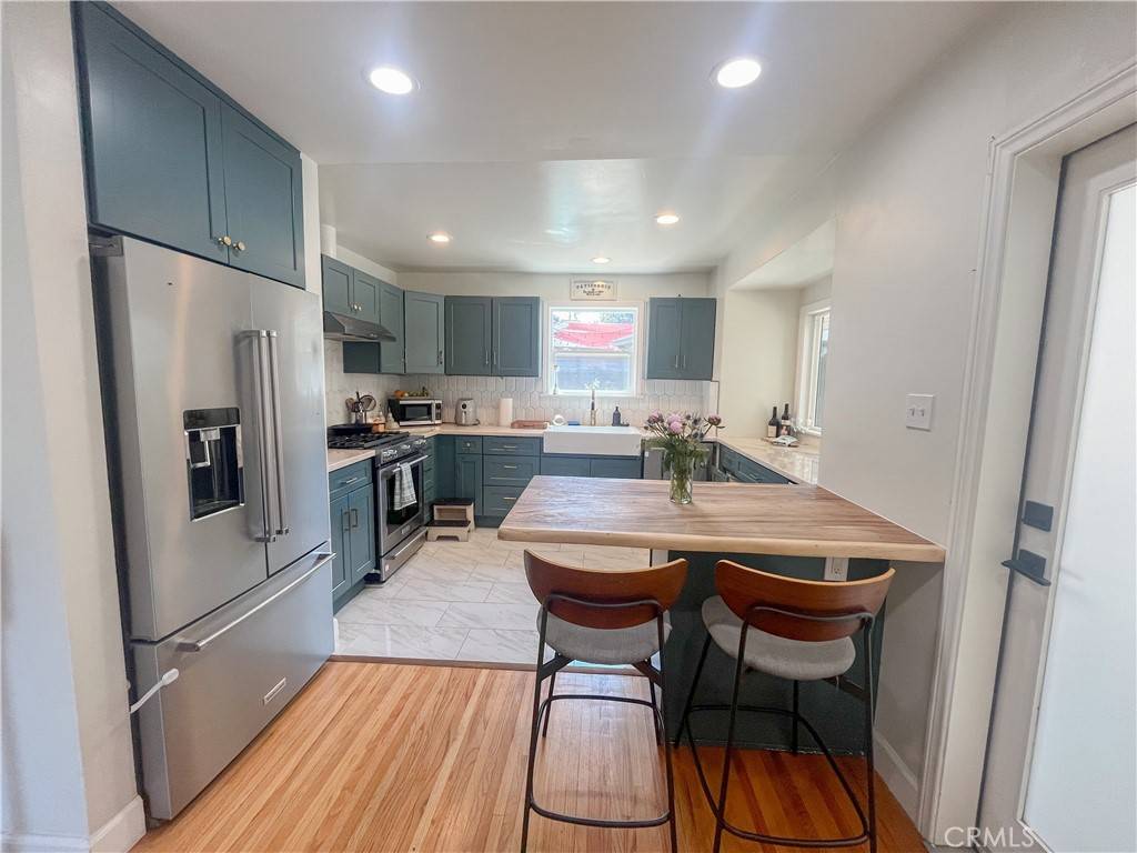 Long Beach, CA 90807,4574 Whaley AVE