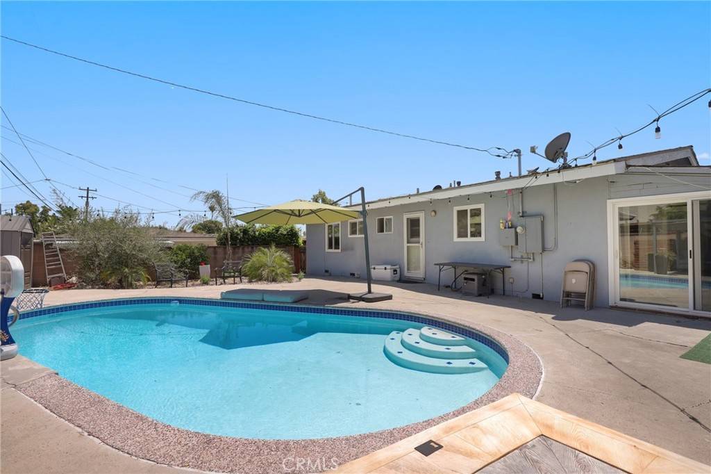 La Mirada, CA 90638,13708 El Espejo RD
