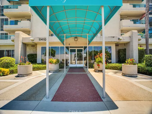 11410 Dolan #328, Downey, CA 90241