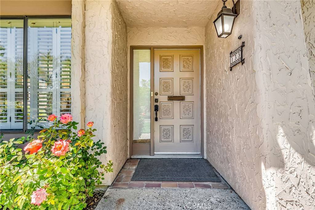 Los Gatos, CA 95032,135 El Pinar