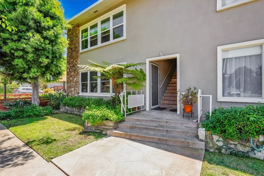 3042 E 3rd ST #3, Long Beach, CA 90814