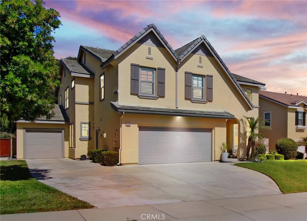 Corona, CA 92882,3090 Mangular AVE
