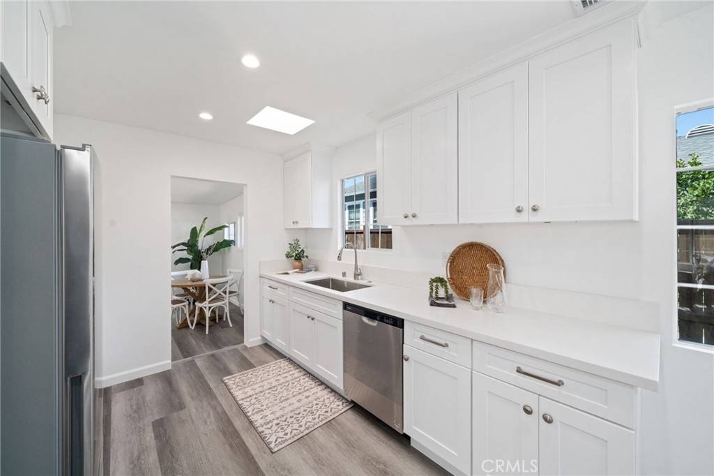 Long Beach, CA 90814,4110 E Vermont ST