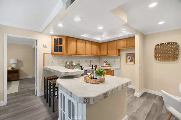 Fullerton, CA 92835,3020 Associated RD #110