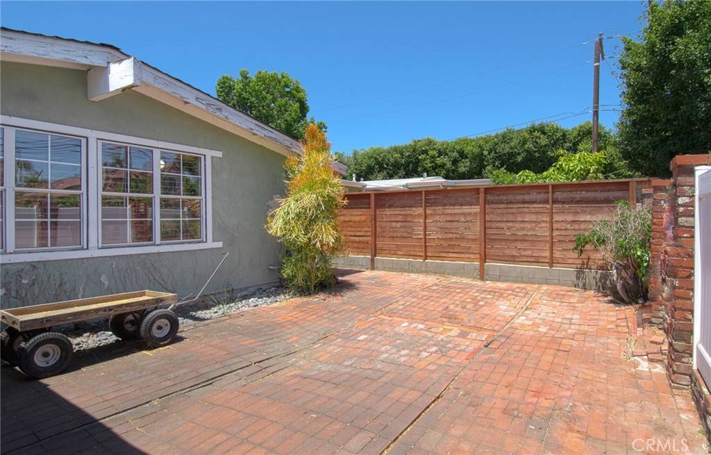 Costa Mesa, CA 92627,267 E 16th ST