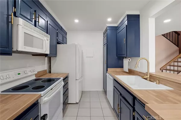 Buena Park, CA 90620,8165 Woodland Dr #54