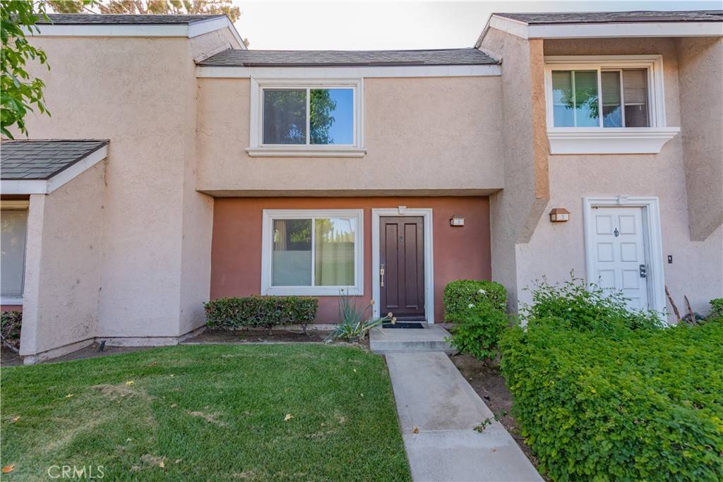 3 Albany #61, Irvine, CA 92604